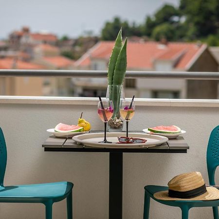 Sea View Ela Apartments Подгора Екстериор снимка