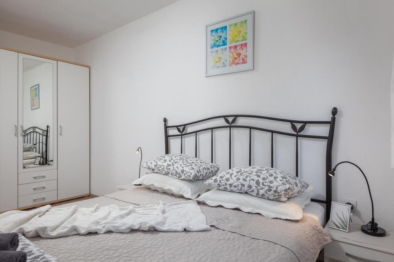 Sea View Ela Apartments Подгора Екстериор снимка