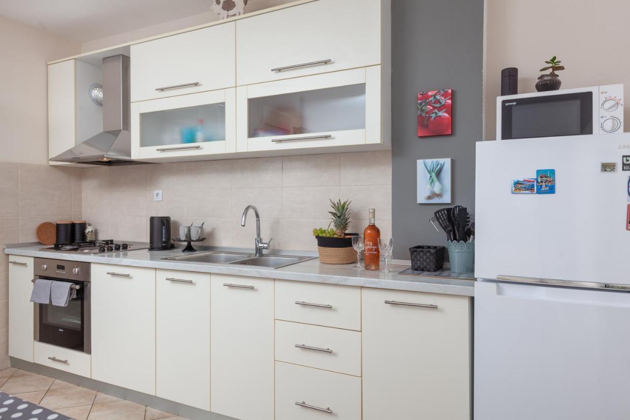 Sea View Ela Apartments Подгора Екстериор снимка