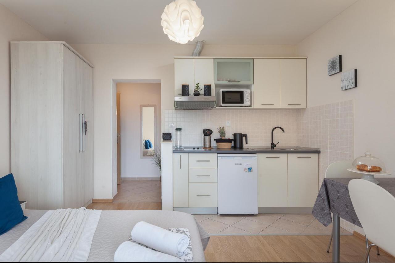 Sea View Ela Apartments Подгора Екстериор снимка