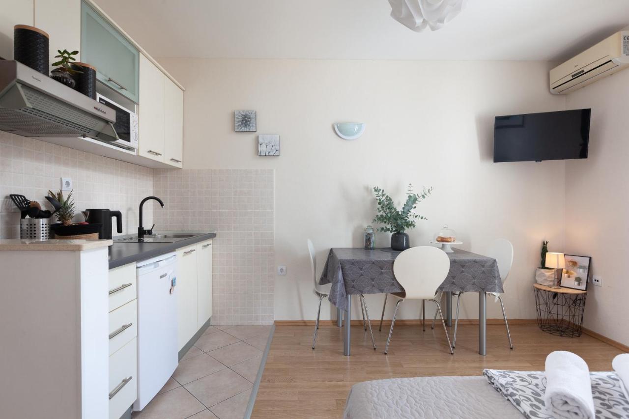 Sea View Ela Apartments Подгора Екстериор снимка